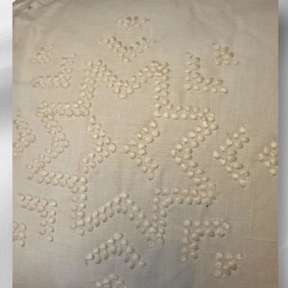 Hearth & Hand Holiday Throw Pillow nwt‎